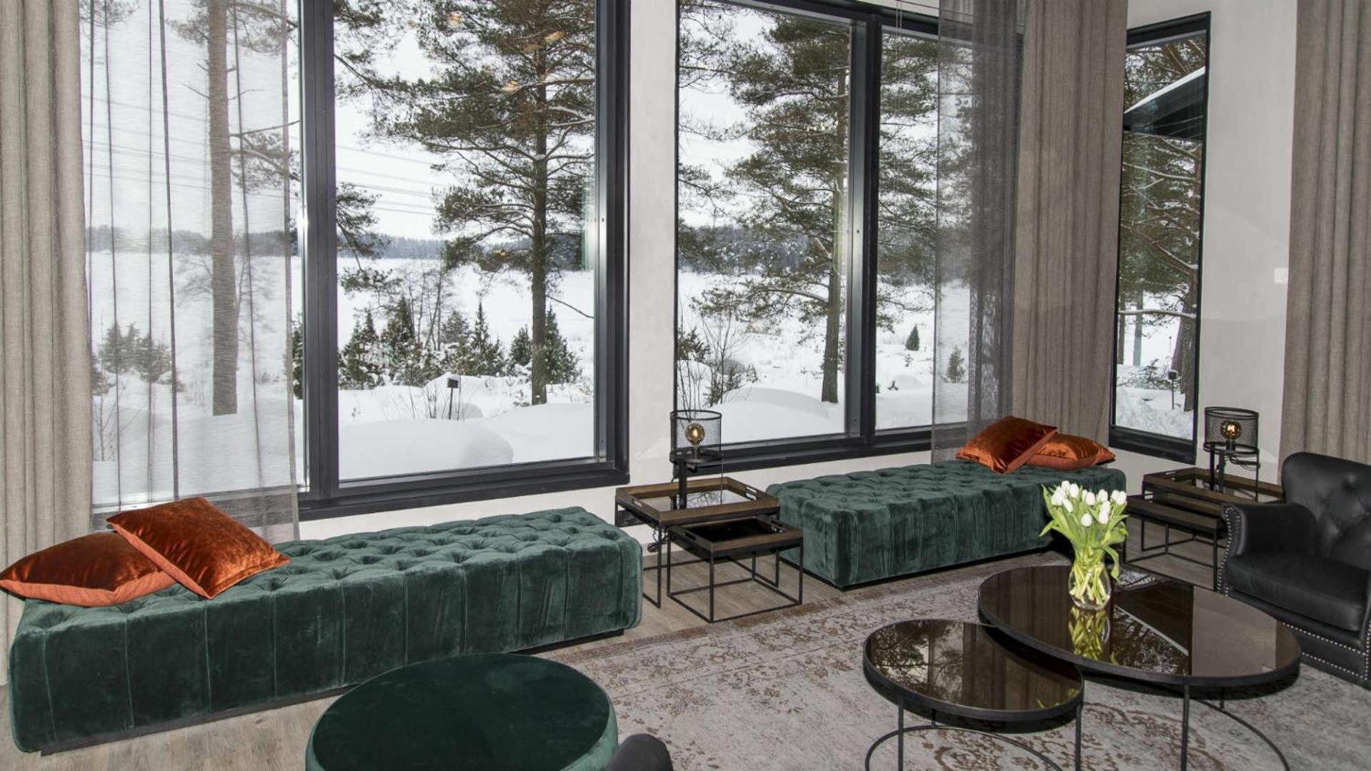 Santalahti & 3*