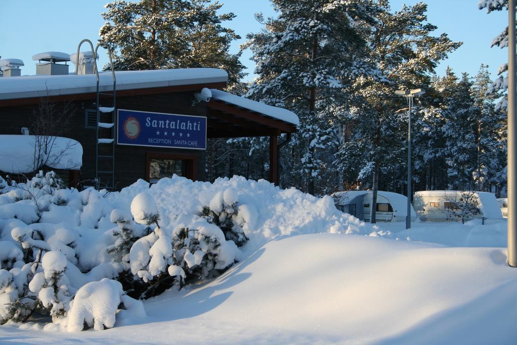 Santalahti & 3*